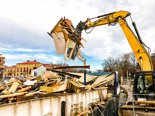 Best Commercial Cleanout Services  in Pawtucket, RI